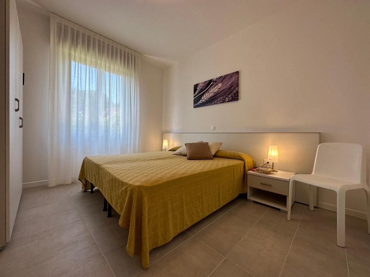 Villa Tre Pini Lignano Sabbiadoro Buitenkant foto